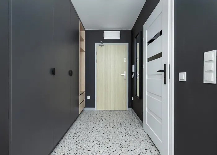 Bronowicka Comfort By Bookinghost