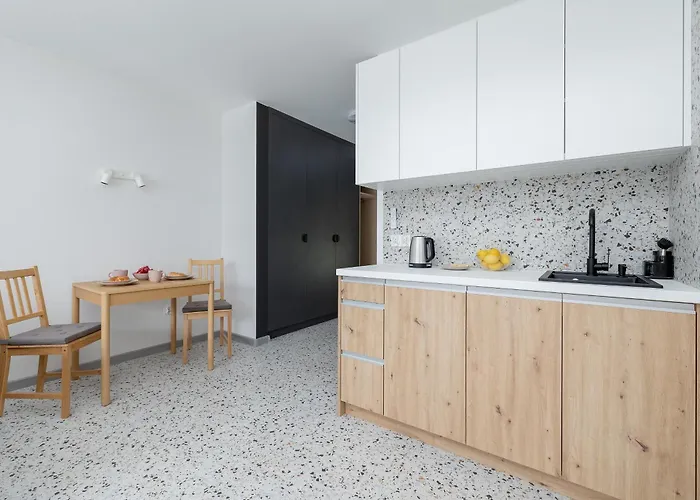 Bronowicka Comfort By Bookinghost *